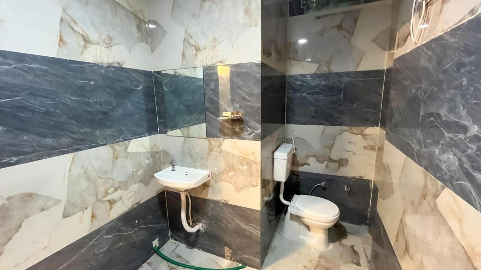 Hotel Abhinandan Indore Ngoại thất bức ảnh